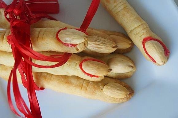 Paluchy wiedźmy na Halloween