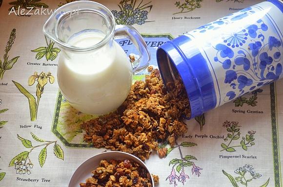 Granola na przekąskę i śniadanie