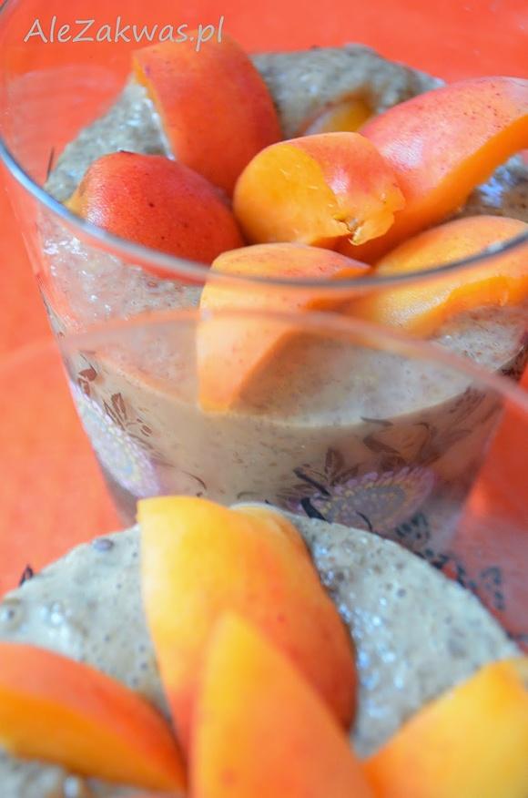 Pudding z siemienia lnianego z korzeniem maca