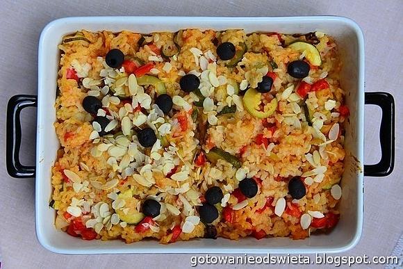 Wegetariańska paella z warzywami
