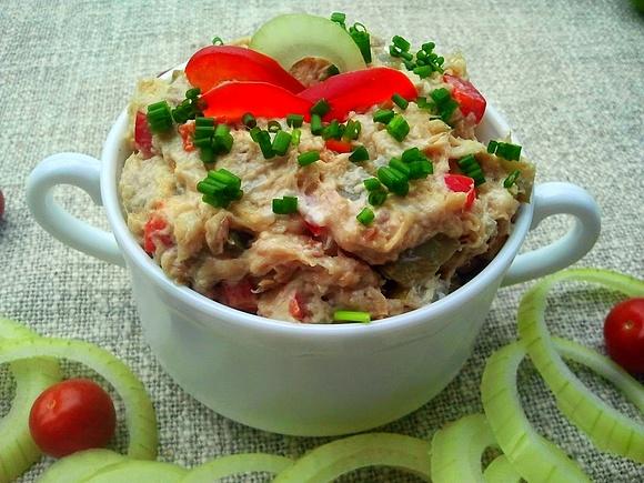 Pasta z makreli i papryki