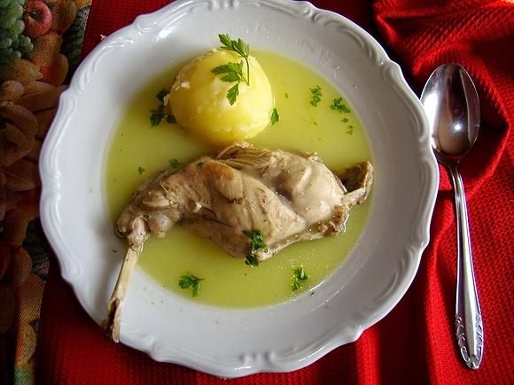 Barszcz biały z królika