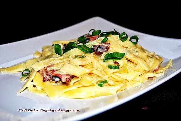 Fettuccine carbonara