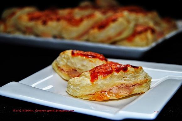 Pierożki serowo-śliwkowe