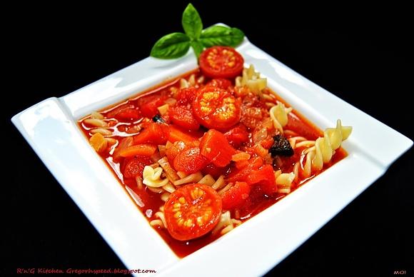 Zupa pomidorowo-pomarańczowa