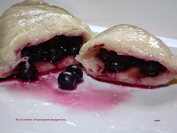 Pierogi z jagodami