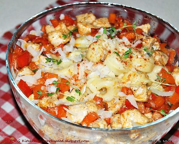 Tortellini z sosem i warzywami