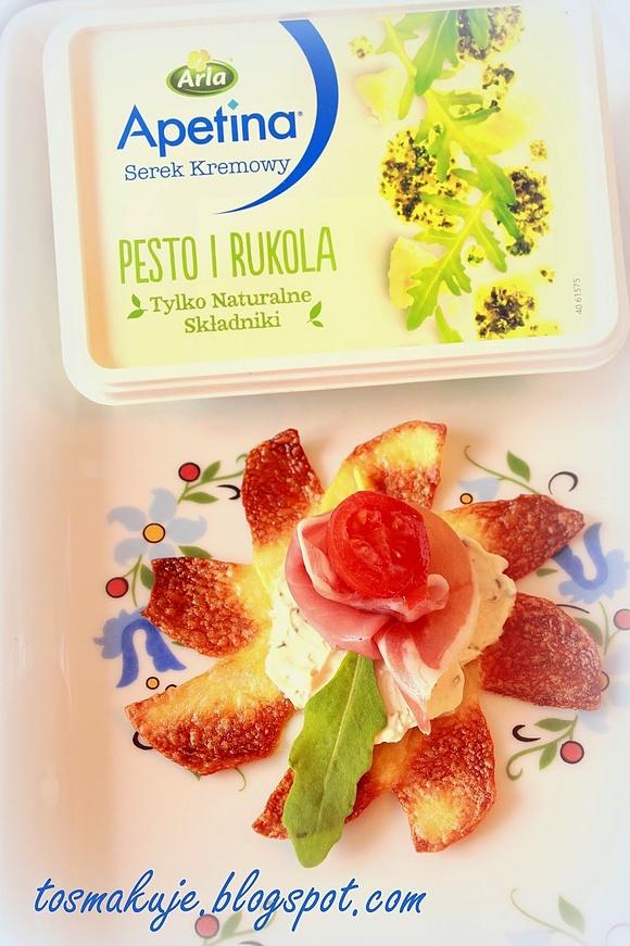 Wiatraczki z serkiem pesto i rukolą
