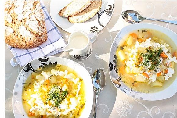 Zupa ogórkowa na oliwie z oliwek