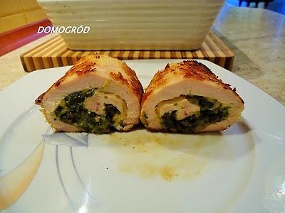Soczyste roladki z kurczaka ze szpinakiem serem i pieczarkami