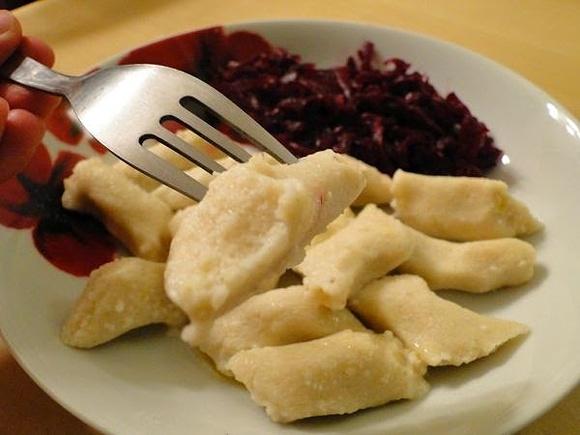 Kluseczki z kaszy jaglanej i nerkowców