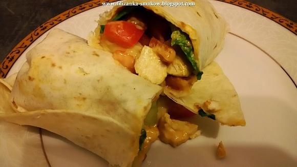 Domowa tortilla z kurczakiem i warzywami