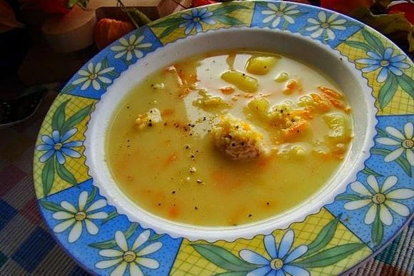 Krupniczek jaglany - zdrowa zupa z kaszą jaglaną