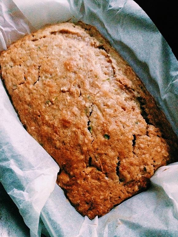 Wegański chleb z cukinii