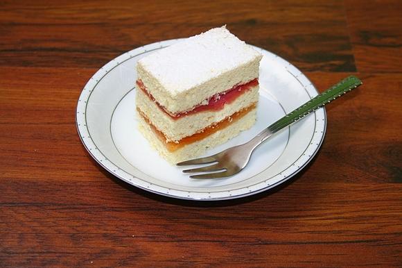 Amoniaczek Tęczowy - ciasto z galaretką i amoniakiem