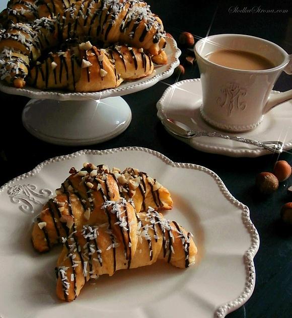 Mini Croissants z czekoladą i orzechami