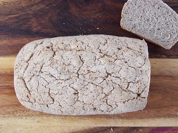 Chleb gryczano-amarantusowy bez glutenu i laktozy