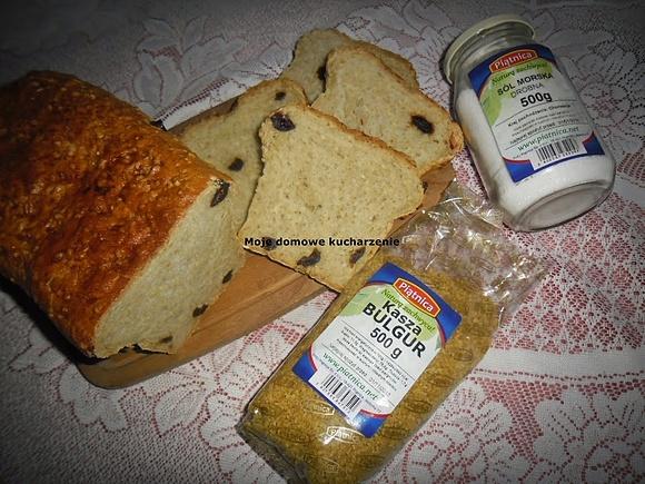 Chleb z bulgur i daktylami