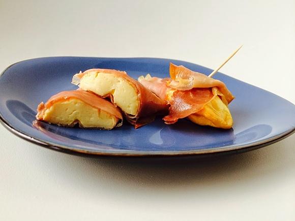 Grillowane oscypki z jamonem serrano