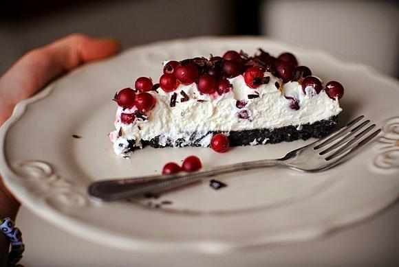 Tarta ze spodem z ciasteczek Oreo