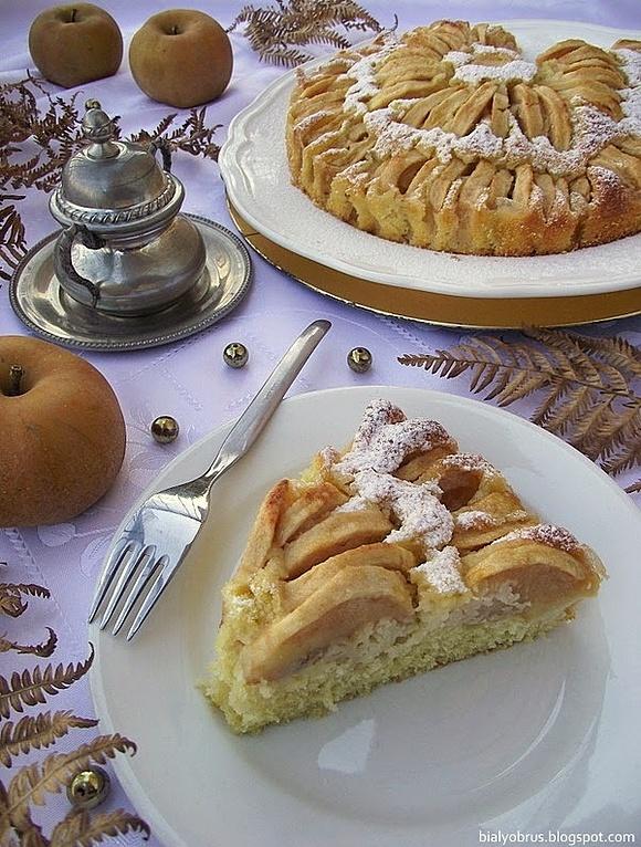 Promienne ciasto z jabłkami