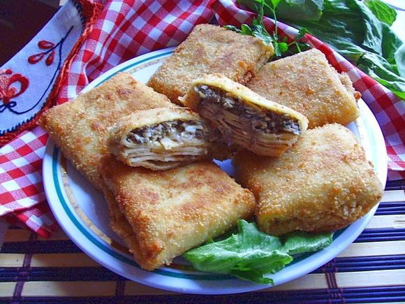 Krokiety z farszem pieczarkowo-jajecznym