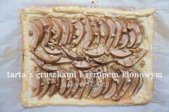 Najprostsza tarta z gruszkami i syropem klonowym