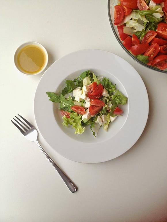 Delikatny dressing miodowo-musztardowy