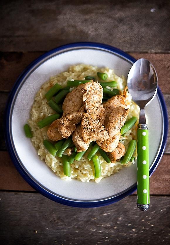 Risotto z zieloną fasolką szparagową i kurczakiem