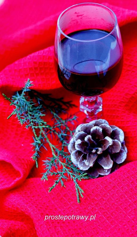 Likier kawowy do samodzielnego zrobienia - prosty przepis na świąteczny alkohol