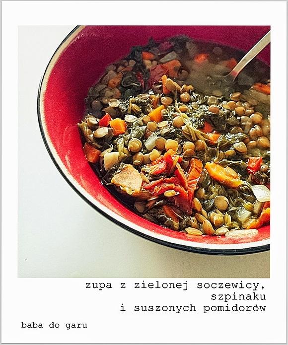 Zupa z zielonej soczewicy, szpinaku i suszonych pomidorów