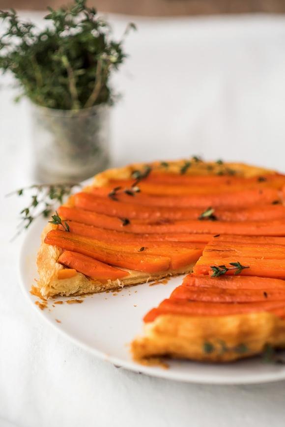 Tarta z marchewką i tymiankiem