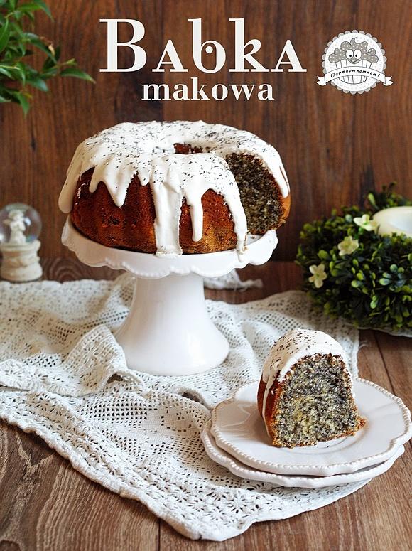 Pyszna świąteczna babka makowa