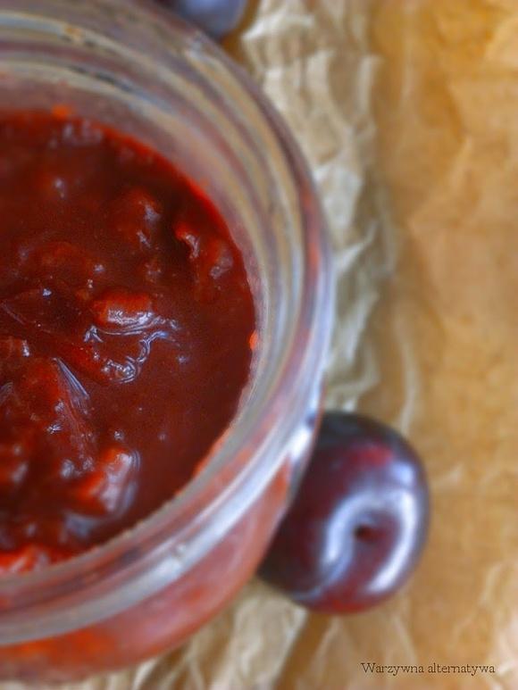 Chutney z czerwonych śliwek