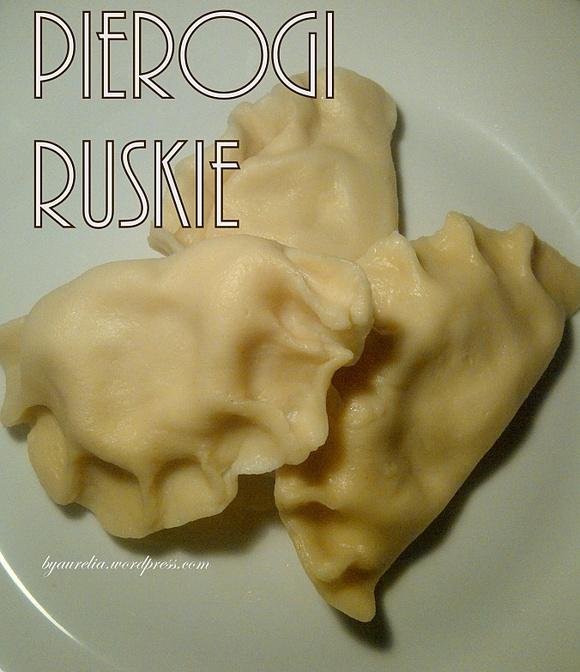 Pierogi ruskie z serem i ziemniakami