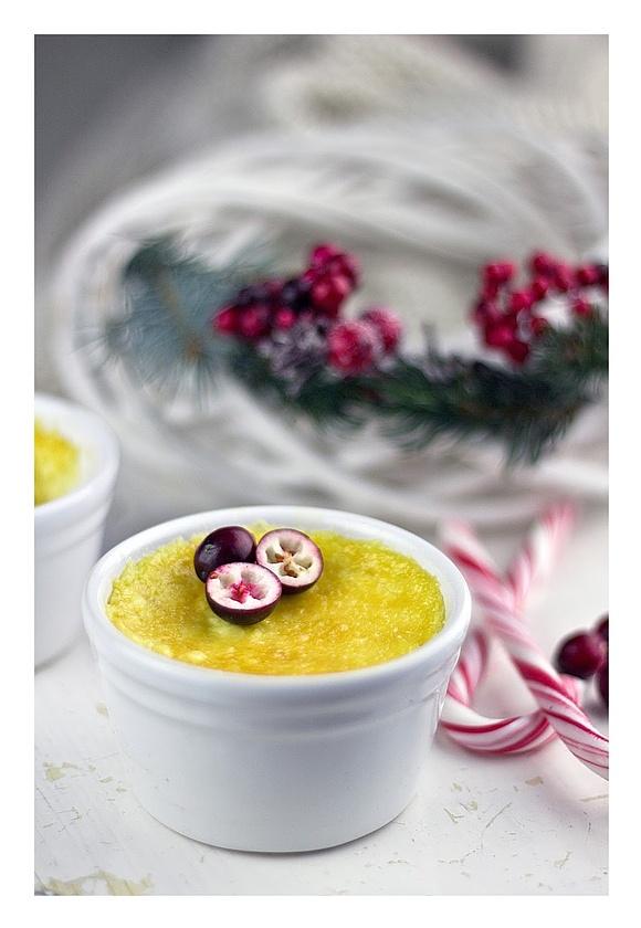 Crème brûlée z żurawiną i białą czekoladą