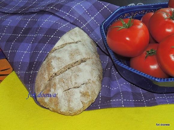 Chleb razowy żytnio-orkiszowy na zakwasie żytnim