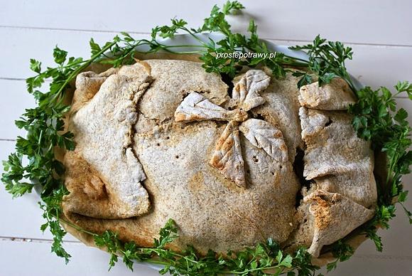 Mięso pieczone w cieście
