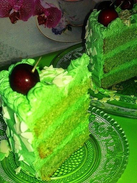 Zielony tort ze szpinakiem Esmeralda