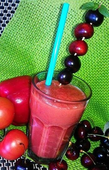 Gazpacho z czereśniami