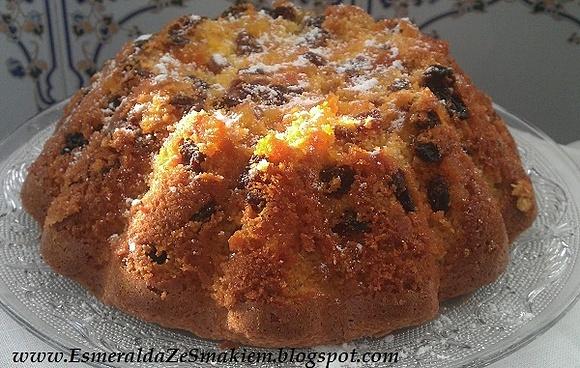 Babka rumowa z bakaliami