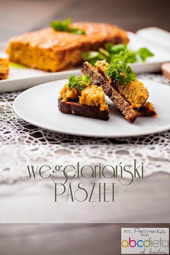 Wegetariański pasztet z cukinii