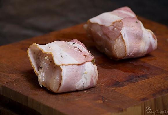 Koperty z mozzarellą i suszonymi pomidorami