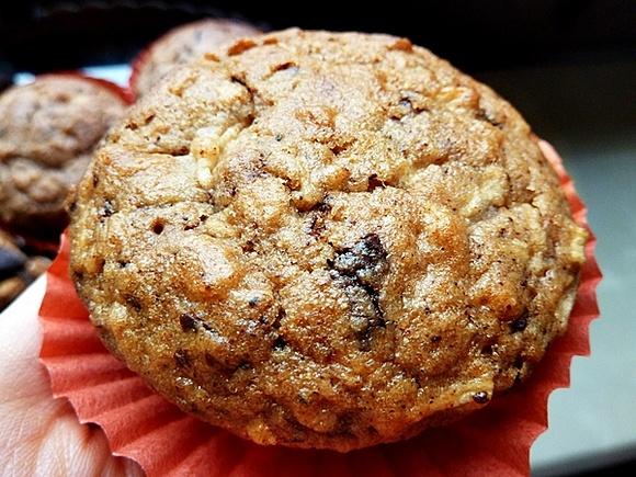 Korzenne muffinki z gorzką czekoladą