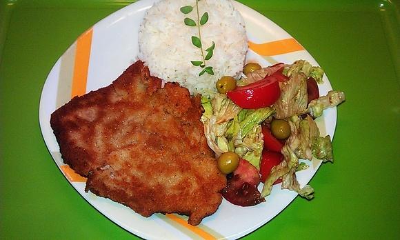 Delikatny kotlet wołowy panierowany
