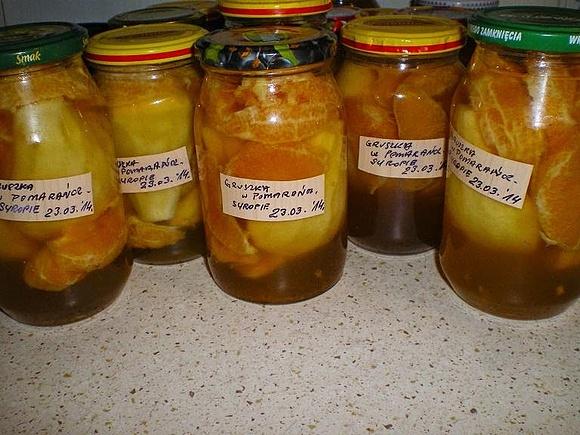 Gruszki w syropie pomarańczowym