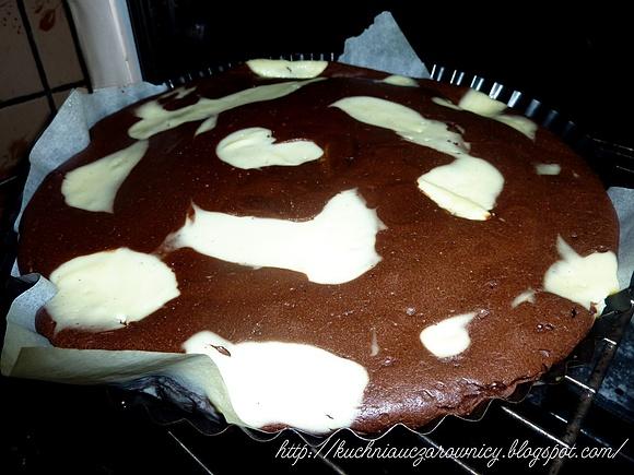 Łaciaty pudding sernikowy