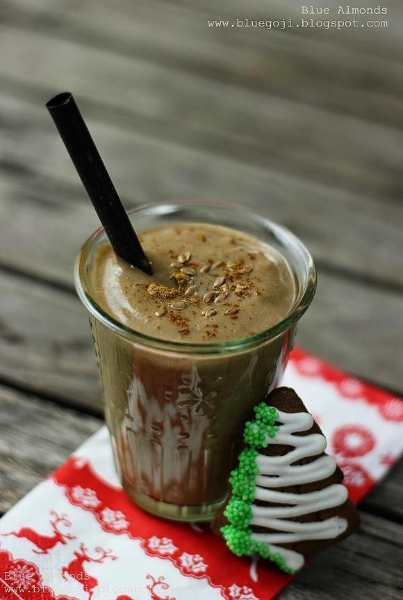 Gingerbread smoothie wegańskie z suszoną śliwką
