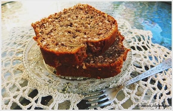 Chlebek bananowy z wiórkami kokosowymi