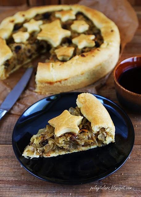 Tarta z kapustą i grzybami na cieście drożdżowym